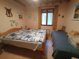 Troisième chambre calme dans maison à vendre à Sauve